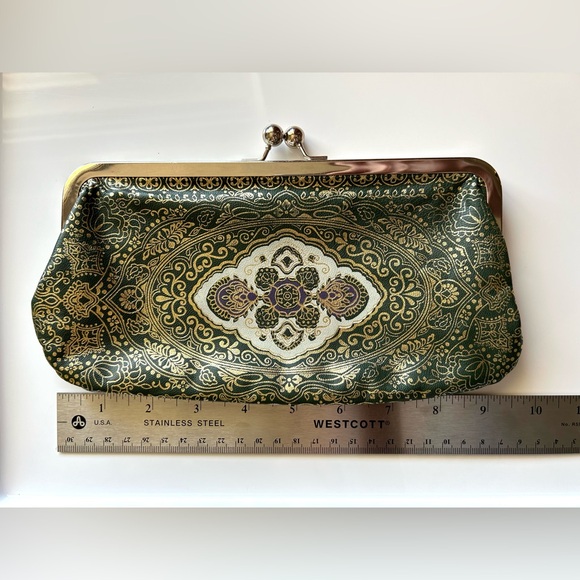 LOFT Handbags - Ann Taylor Loft vintage style clutch